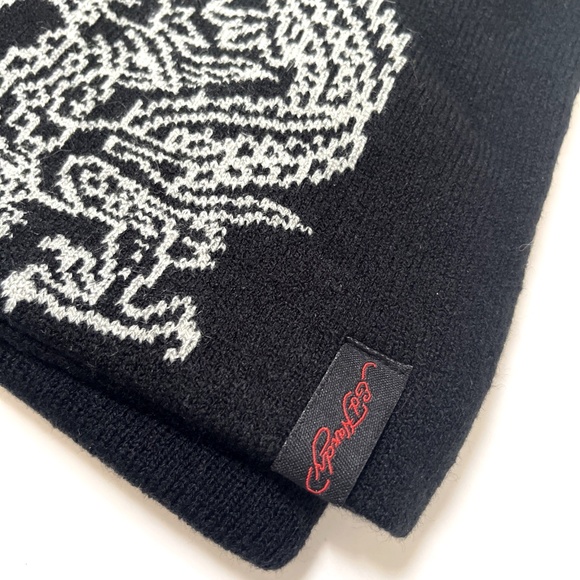 Ed Hardy Skull & Dragon Beanie Set 2-Pack Knit Black Embroidered Logo Hat NWT - Picture 4 of 5